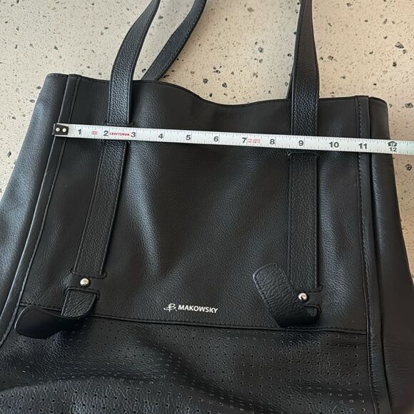 B. MAKOWSKY Black Leather Tote Shoulder Bag Handbag Magnetic Snap Closure EUC - Picture 6 of 14